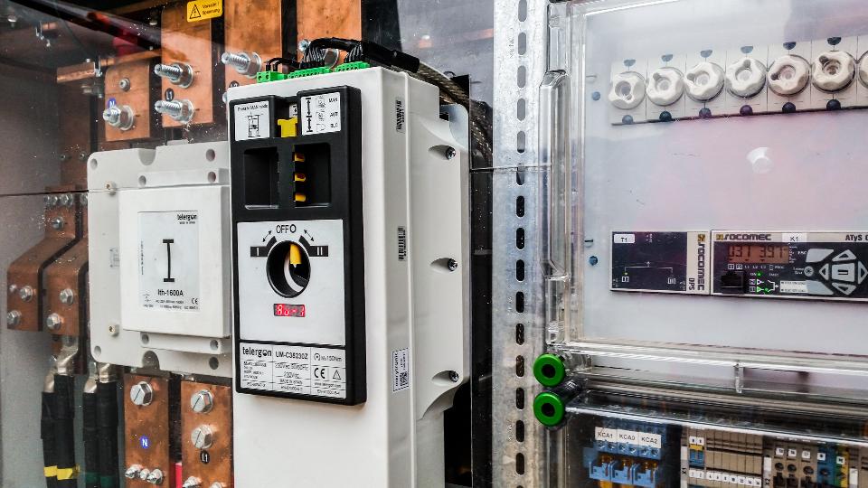 Automatische Netzumschaltung für Biogasanlage nimmt Betrieb auf